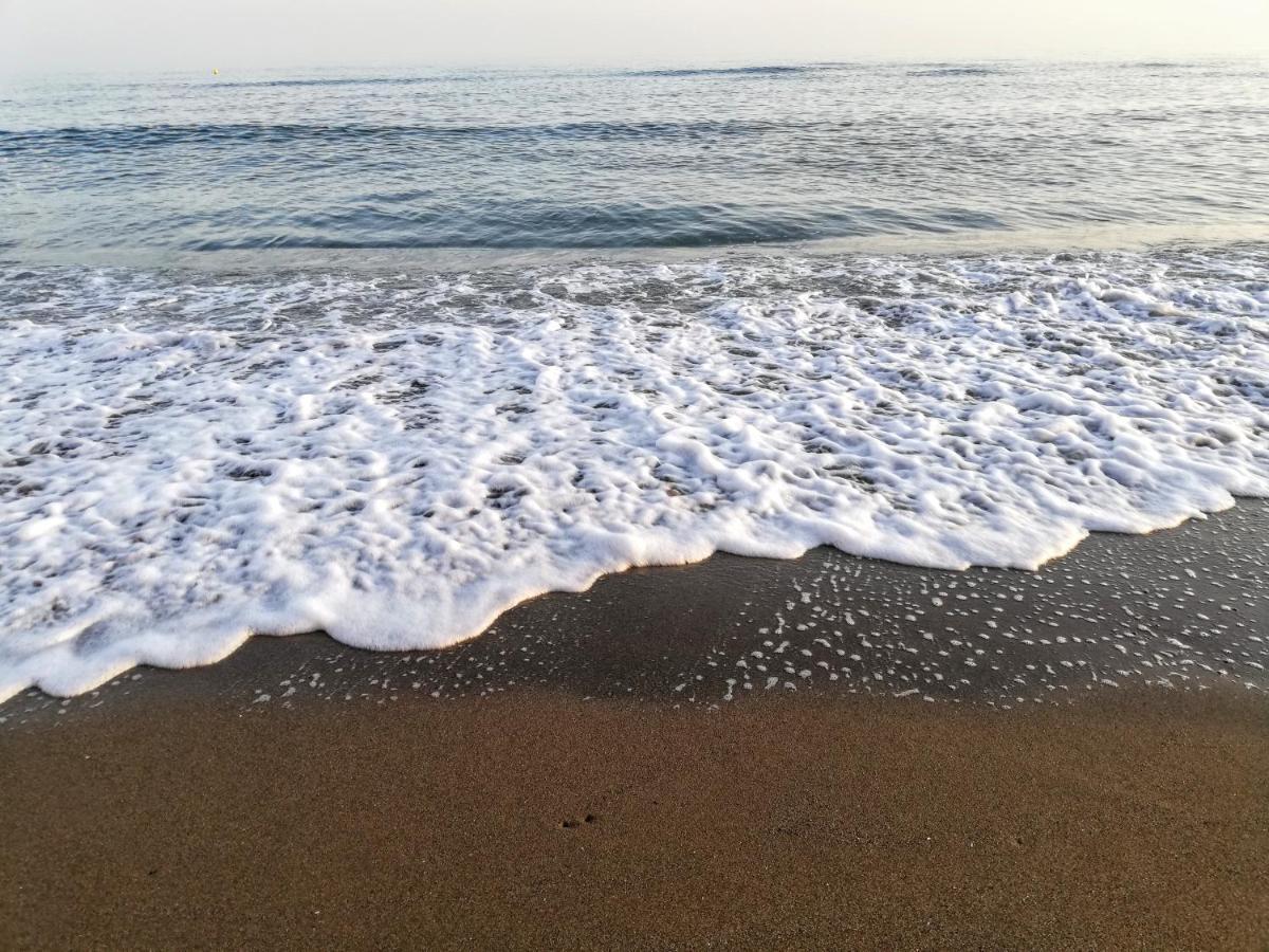 Apartamento Mar Azul, Primera Linea De Playa Sitio de Calahonda エクステリア 写真