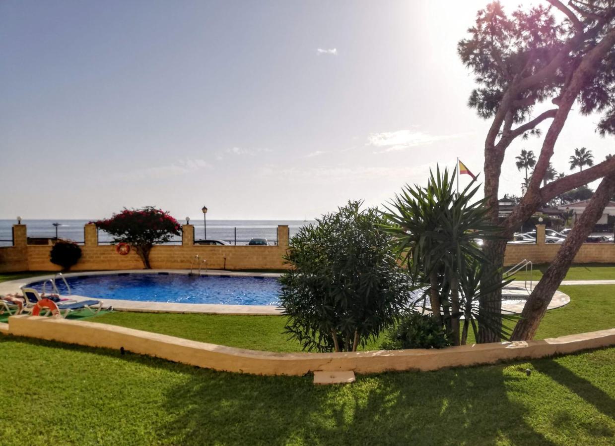 Apartamento Mar Azul, Primera Linea De Playa Sitio de Calahonda エクステリア 写真